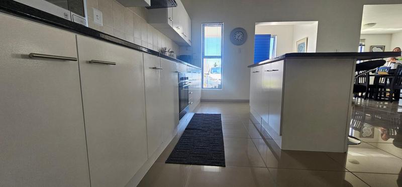 3 Bedroom Property for Sale in Blue Lagoon Western Cape